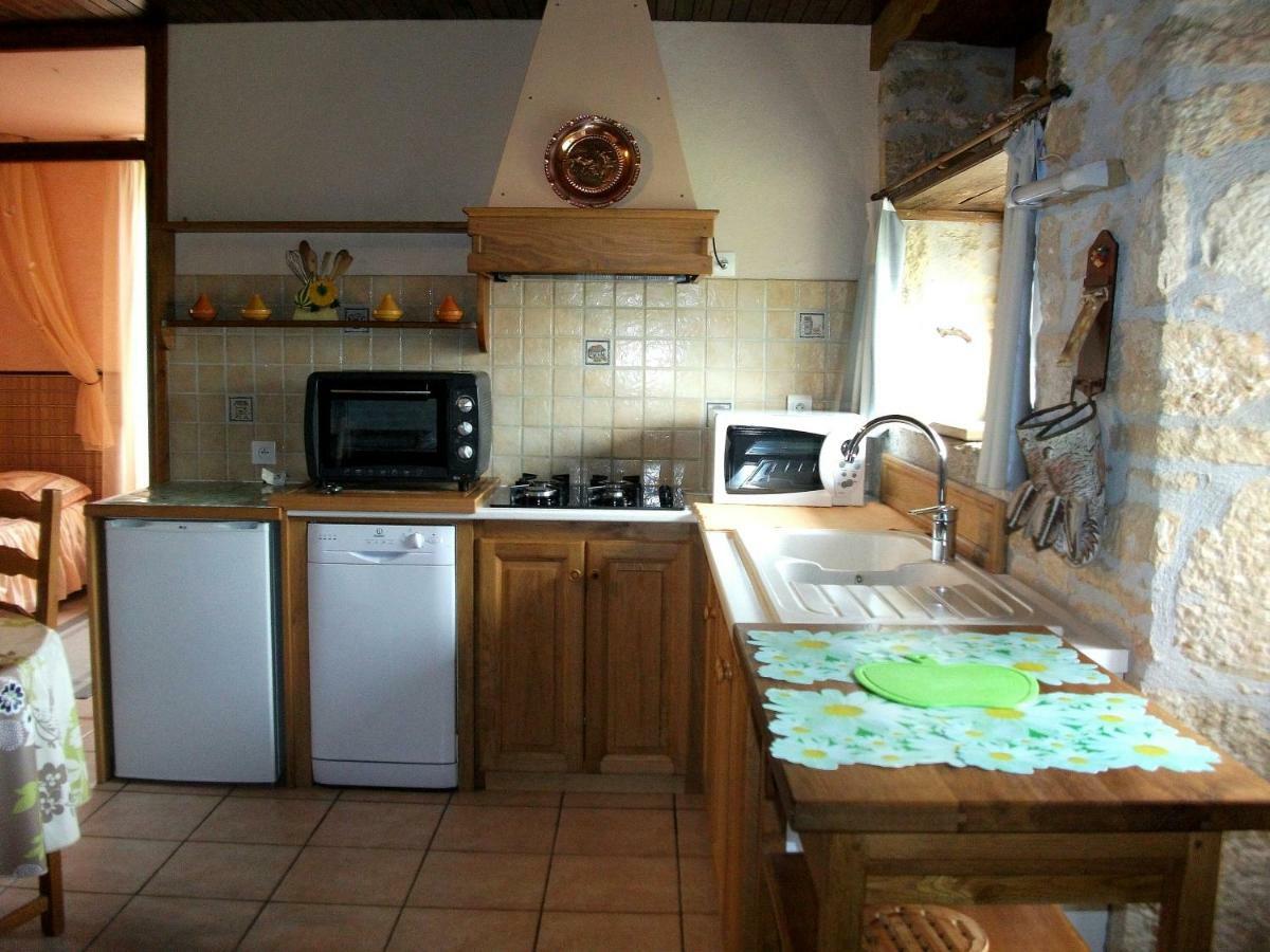 Gite Au Coeur Du Lot, La Maison De Pauline Lentillac du Causse Exterior foto